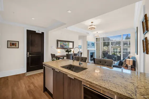 403 568 Waters Edge Crescent, West Vancouver For Sale - image 9