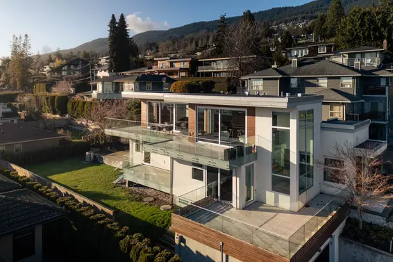1715 22nd Street, West Vancouver