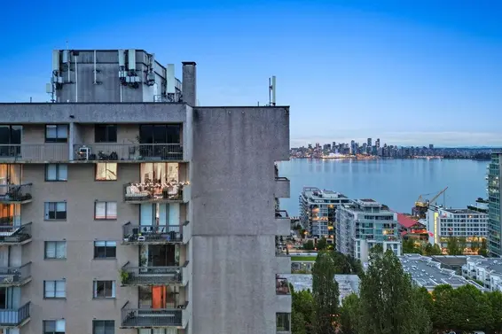 1904 145 St. Georges Avenue, North Vancouver For Sale - image 3