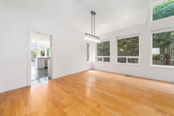 1494 Inglewood Avenue, West Vancouver For Sale - image 10