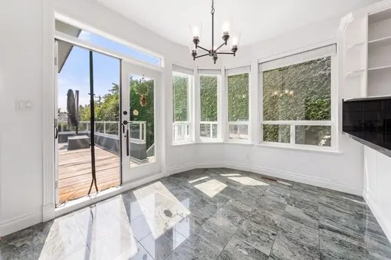 1494 Inglewood Avenue, West Vancouver For Sale - image 13