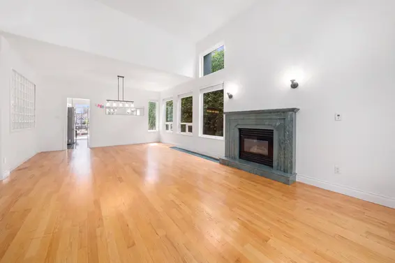 1494 Inglewood Avenue, West Vancouver For Sale - image 17