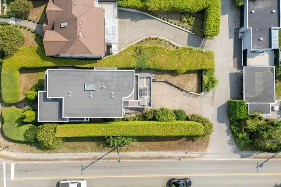 1494 Inglewood Avenue, West Vancouver For Sale - image 3