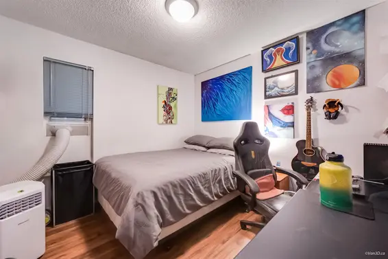 1542 Bond Street, North Vancouver For Sale - image 16