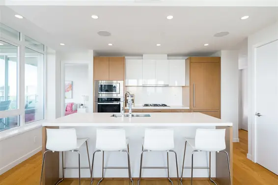 203 768 Arthur Erickson Place, West Vancouver For Sale - image 3