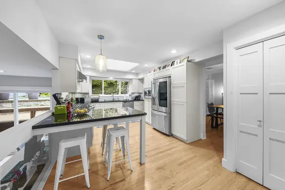 5154 Ranger Avenue, North Vancouver For Sale - image 11