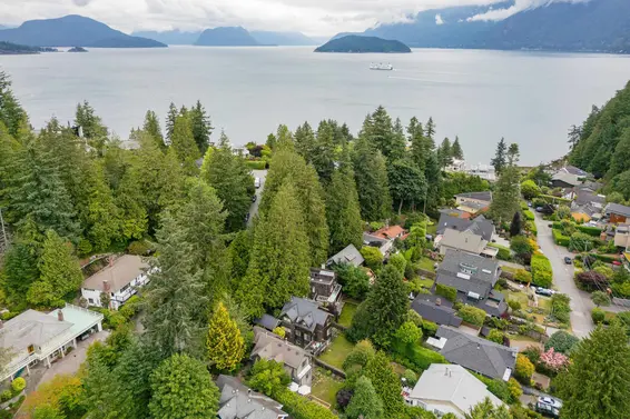 6820 Hycroft Road, West Vancouver For Sale - image 37