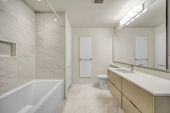 201 277 West 1st Street, North Vancouver For Sale - image 3