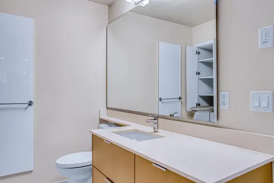 201 277 West 1st Street, North Vancouver For Sale - image 8