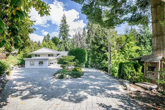 6240 St. Georges Avenue, West Vancouver
