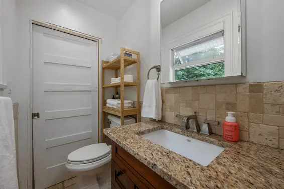 6240 St. Georges Avenue, West Vancouver For Sale - image 12