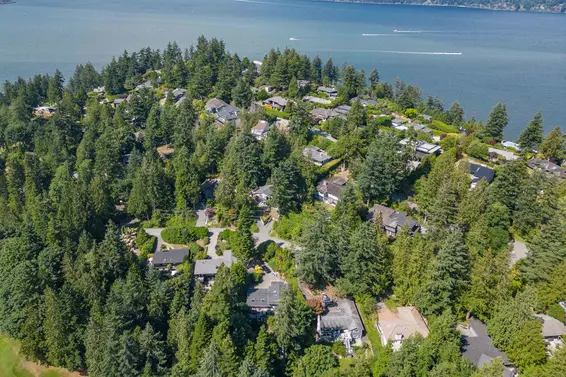6240 St. Georges Avenue, West Vancouver For Sale - image 35