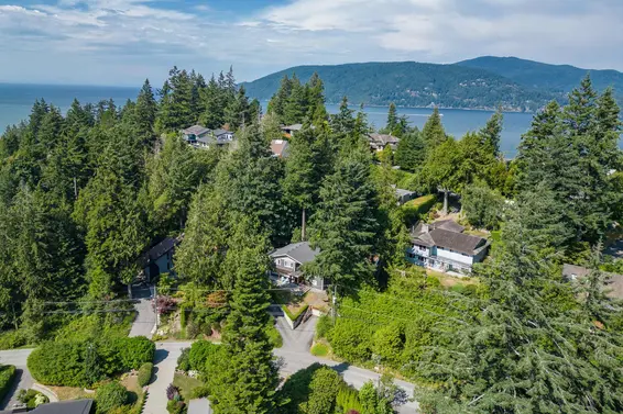 6240 St. Georges Avenue, West Vancouver For Sale - image 37