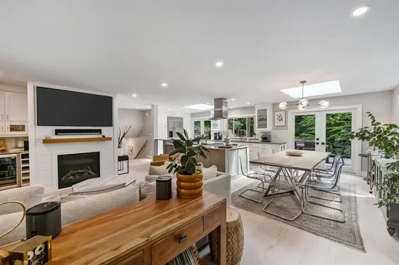 6240 St. Georges Avenue, West Vancouver For Sale - image 5
