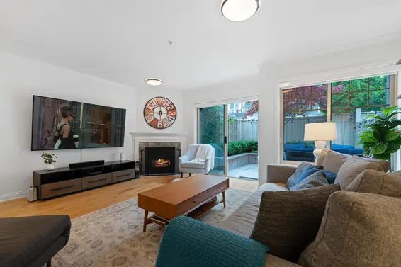 10 222 East 5 Street, North Vancouver For Sale - image 13