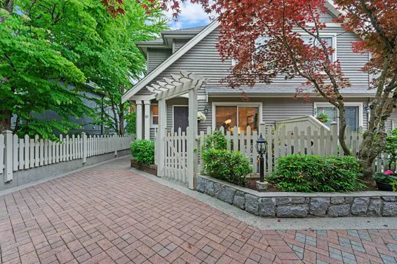 10 222 East 5 Street, North Vancouver For Sale - image 36