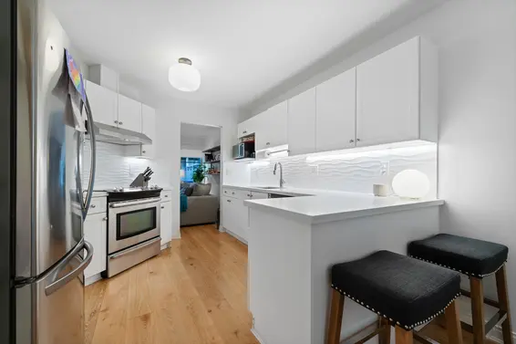 10 222 East 5 Street, North Vancouver For Sale - image 7