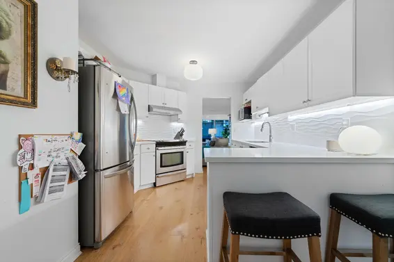 10 222 East 5 Street, North Vancouver For Sale - image 8