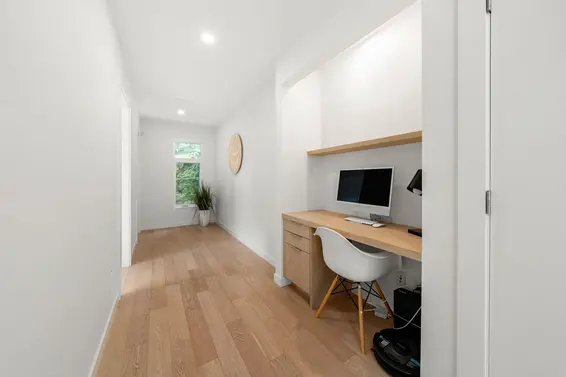 2025 Mackay Avenue, North Vancouver For Sale - image 15