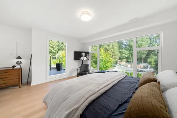 2025 Mackay Avenue, North Vancouver For Sale - image 17