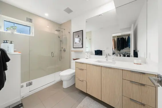 2025 Mackay Avenue, North Vancouver For Sale - image 19