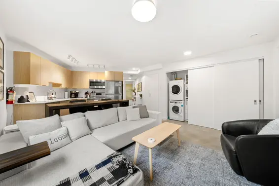2025 Mackay Avenue, North Vancouver For Sale - image 30