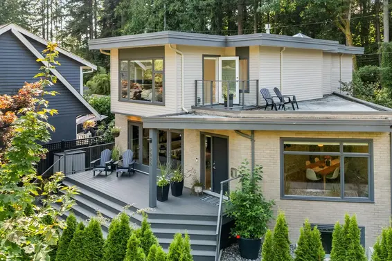 2025 Mackay Avenue, North Vancouver For Sale - image 38