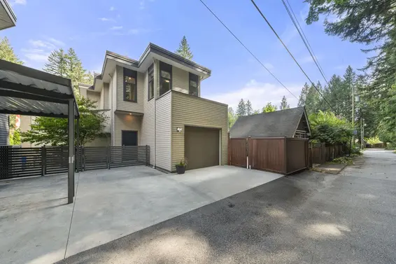 2025 Mackay Avenue, North Vancouver For Sale - image 39
