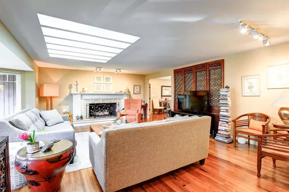 4730 Willow Creek Road, West Vancouver For Sale - image 10