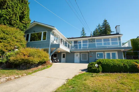 3808 Lonsdale Avenue, North Vancouver