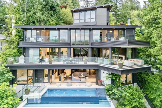 1840 Naomi Place, North Vancouver
