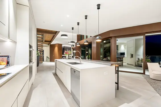 1840 Naomi Place, North Vancouver For Sale - image 16