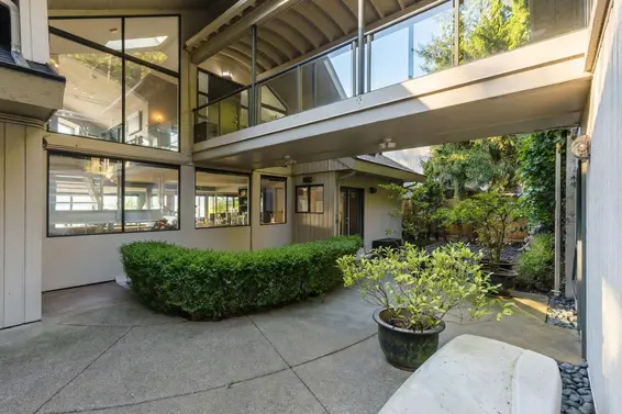 2 Strachan Point Road, West Vancouver For Sale - image 13