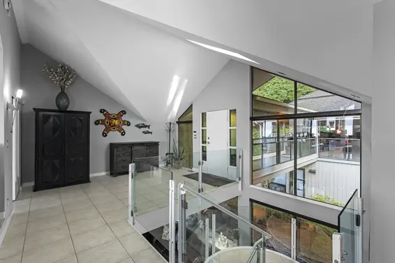 2 Strachan Point Road, West Vancouver For Sale - image 16