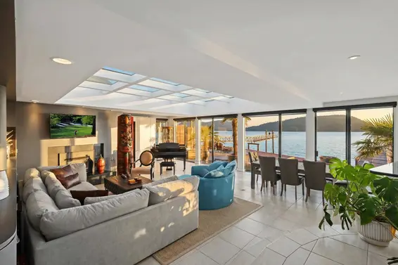 2 Strachan Point Road, West Vancouver For Sale - image 17