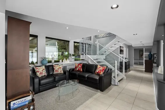 2 Strachan Point Road, West Vancouver For Sale - image 26