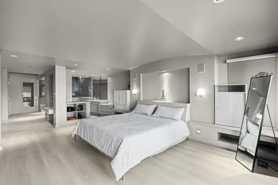 2 Strachan Point Road, West Vancouver For Sale - image 30