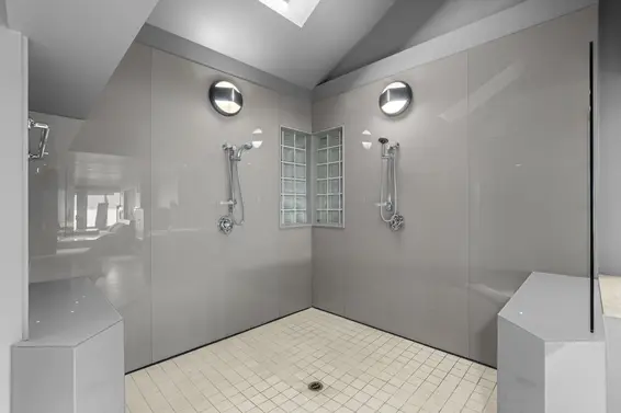 2 Strachan Point Road, West Vancouver For Sale - image 34