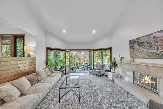 4720 Woodley Drive, West Vancouver For Sale - image 5