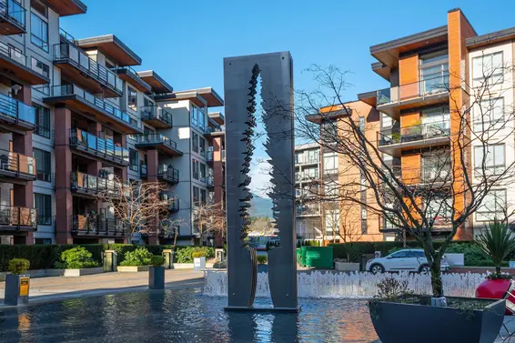 201 719 West 3rd Street, North Vancouver For Sale - image 2