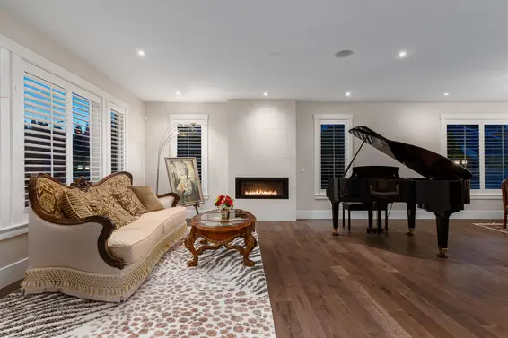 4168 Highland Boulevard, North Vancouver For Sale - image 3