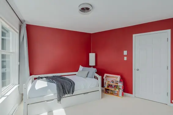 1 252 West 13th Street, North Vancouver For Sale - image 17