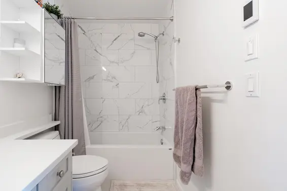 1 252 West 13th Street, North Vancouver For Sale - image 23