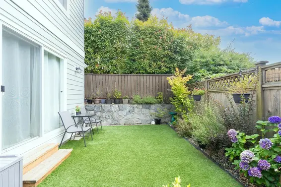 1 252 West 13th Street, North Vancouver For Sale - image 28