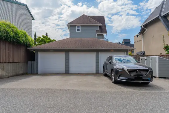 1 252 West 13th Street, North Vancouver For Sale - image 30