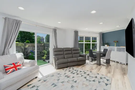 1 252 West 13th Street, North Vancouver For Sale - image 4