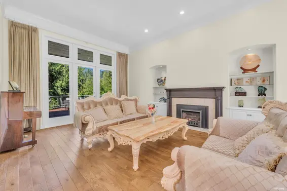4941 Water Lane, West Vancouver For Sale - image 5