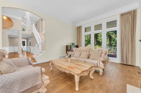 4941 Water Lane, West Vancouver For Sale - image 8