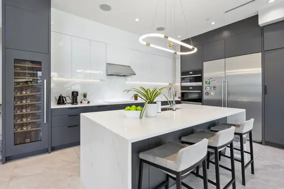 342 West 15th Street, North Vancouver For Sale - image 11