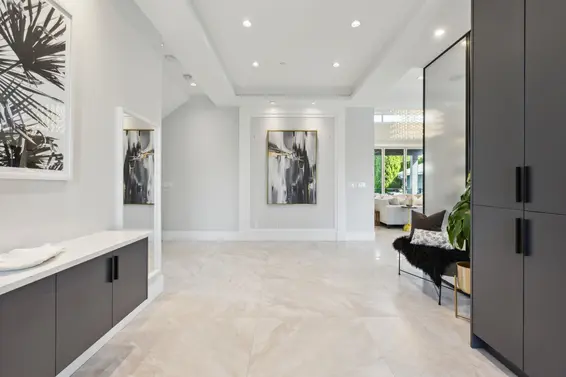 342 West 15th Street, North Vancouver For Sale - image 3